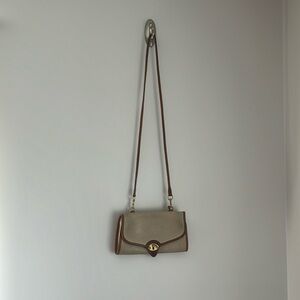 Vintage Dooney & Bourke Crossbody